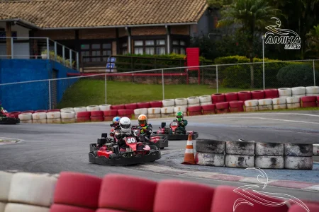 corrida-karts-torneio-inverno-curva-amika